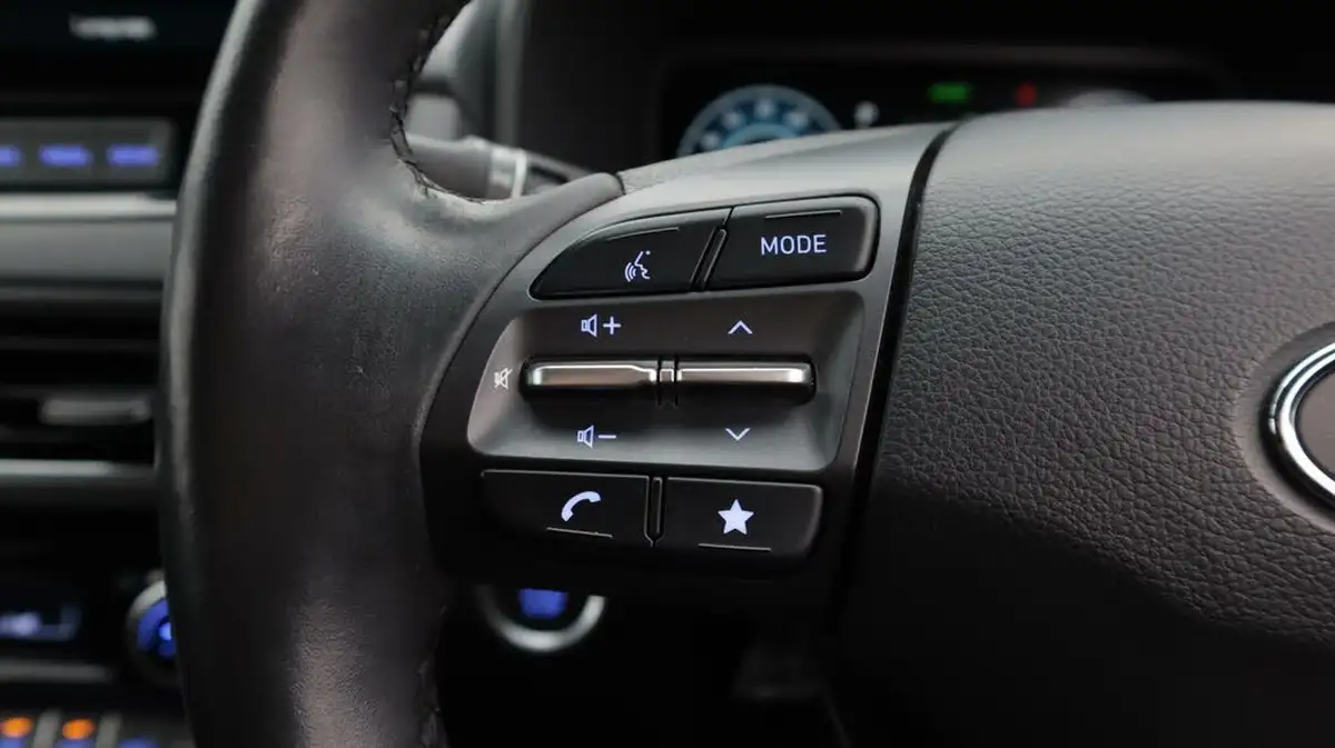 2021-hyundai-kona-16-gdi-premium-hybrid-big-25