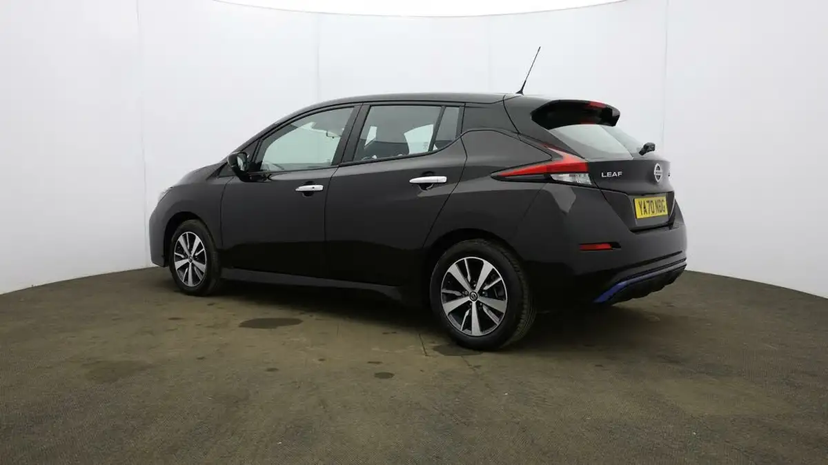 2020-nissan-leaf-e-acenta-big-4