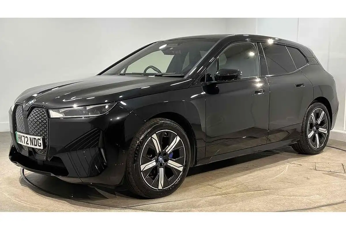 2022-bmw-ix-e-xdrive-40-m-sport-edition-big-5