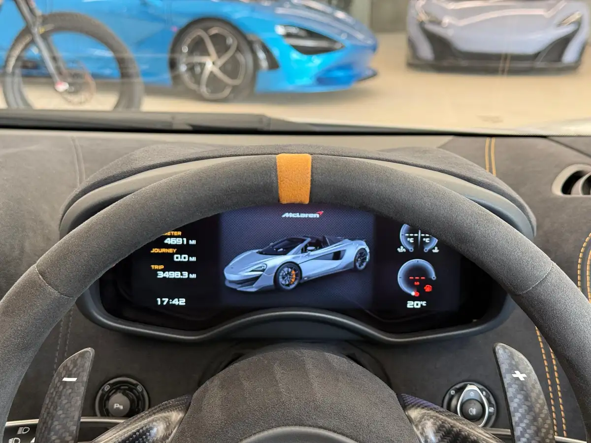 2019-mclaren-600lt-spider-big-33