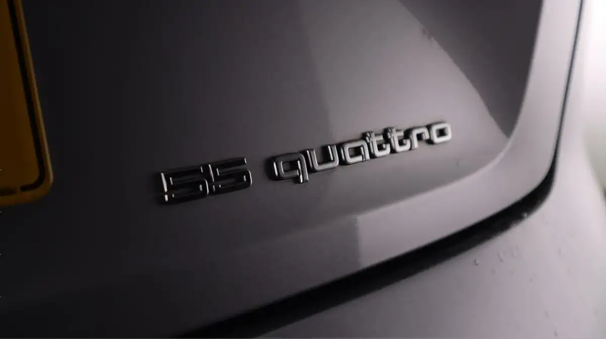 2021-audi-e-tron-55e-s-line-sportback-big-22
