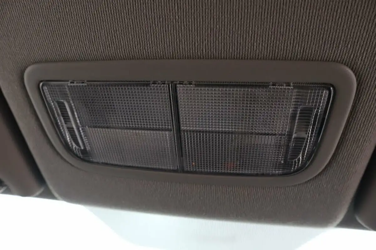 2013-honda-jazz-14-es-plus-big-22