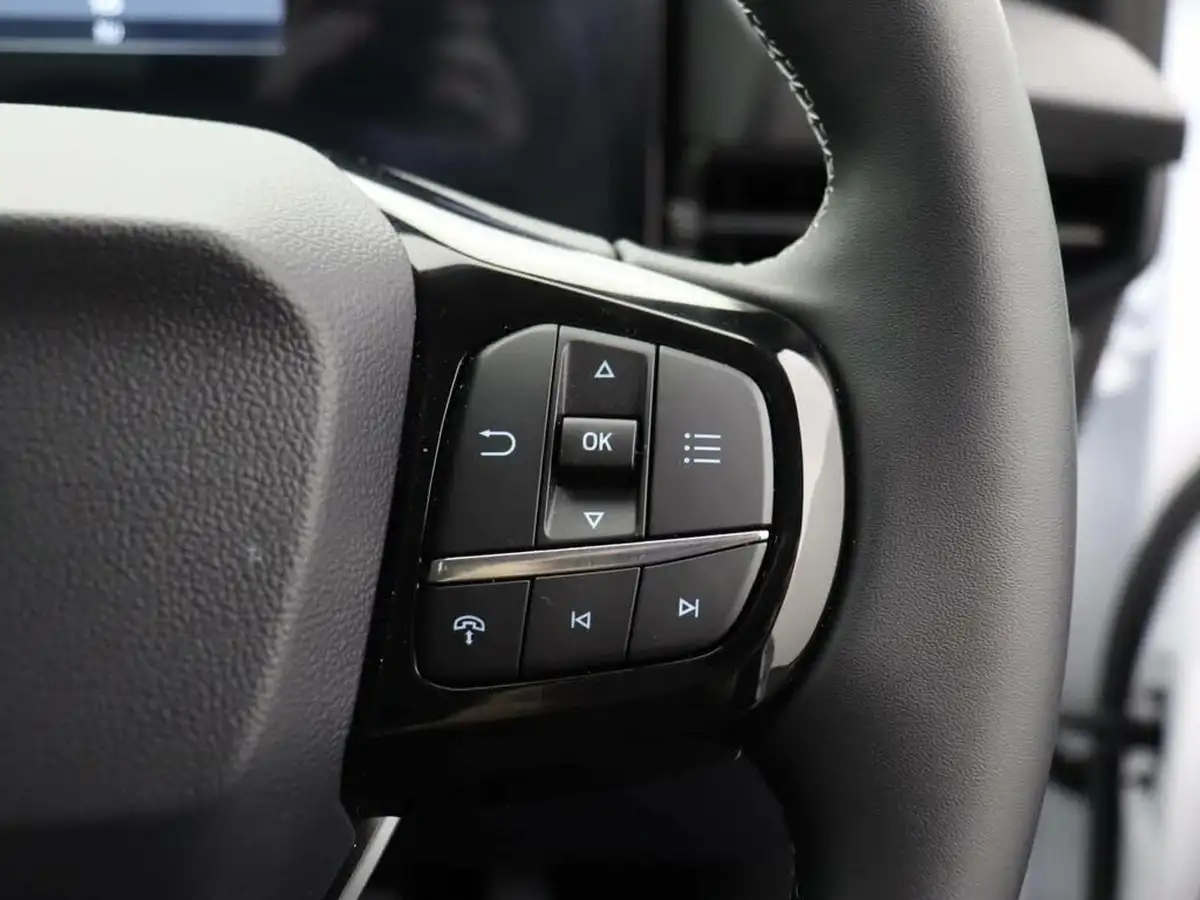 2024-ford-puma-suv-10-titanium-125ps-auto-big-22