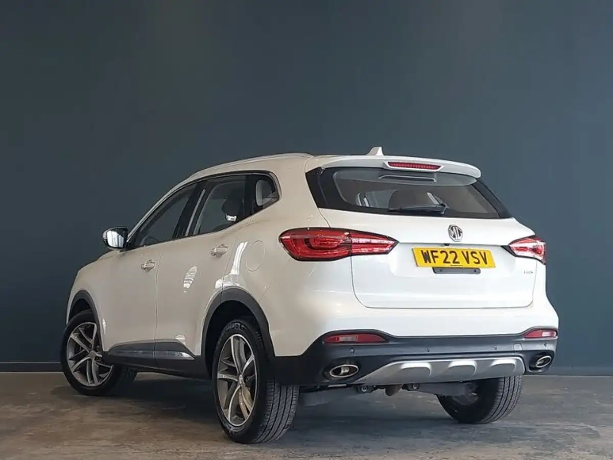 2022-mg-hs-15t-gdi-excite-162ps-dct-big-1