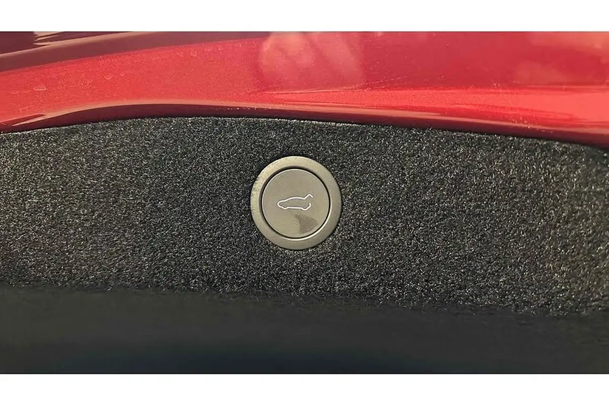 2024-tesla-model-3-e-rwd-big-51
