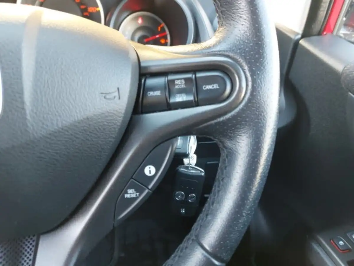 2015-honda-jazz-14-ex-big-15