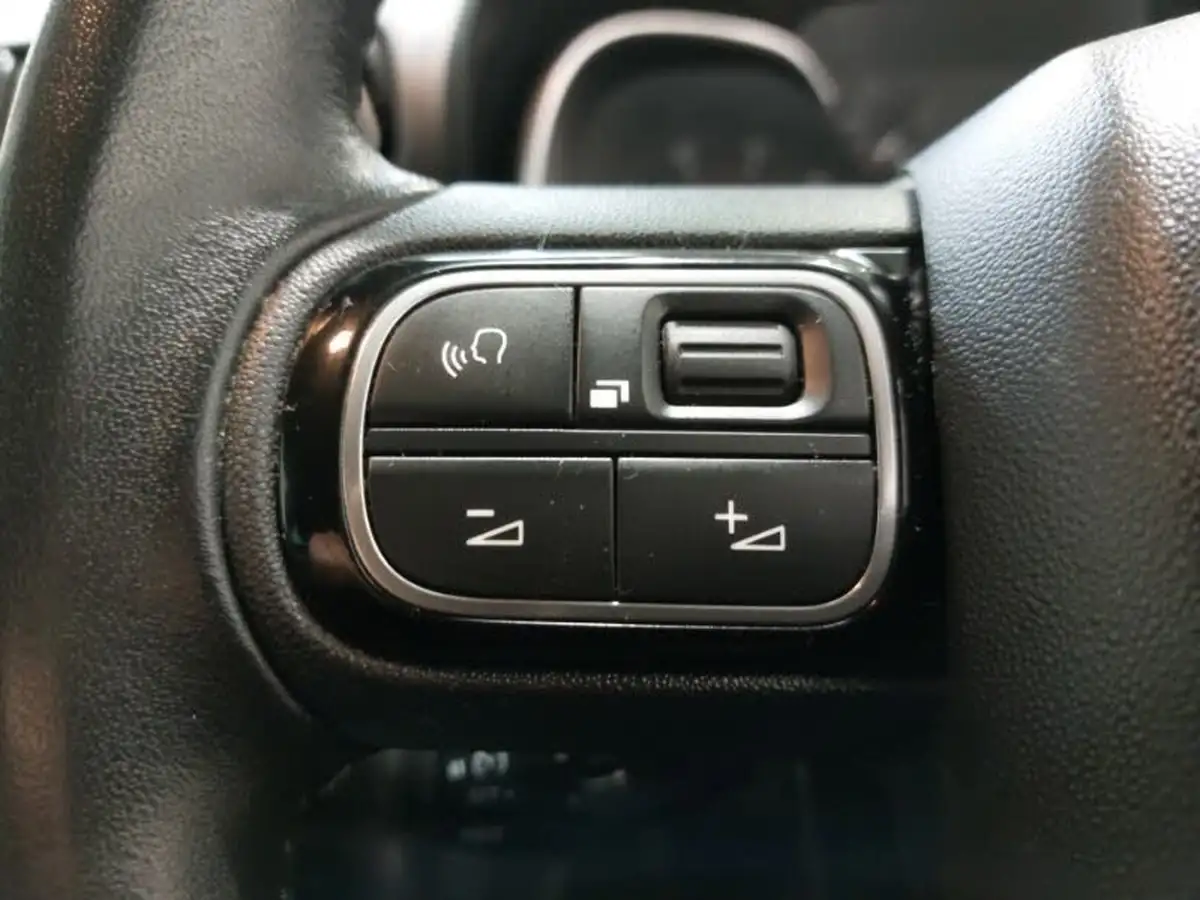 2018-citroen-c3-aircross-12-puretech-feel-110ps-ss-big-14