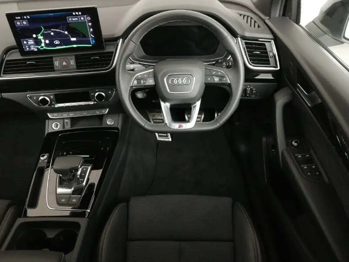 2024-audi-q5-20-tdi-s-line-big-6