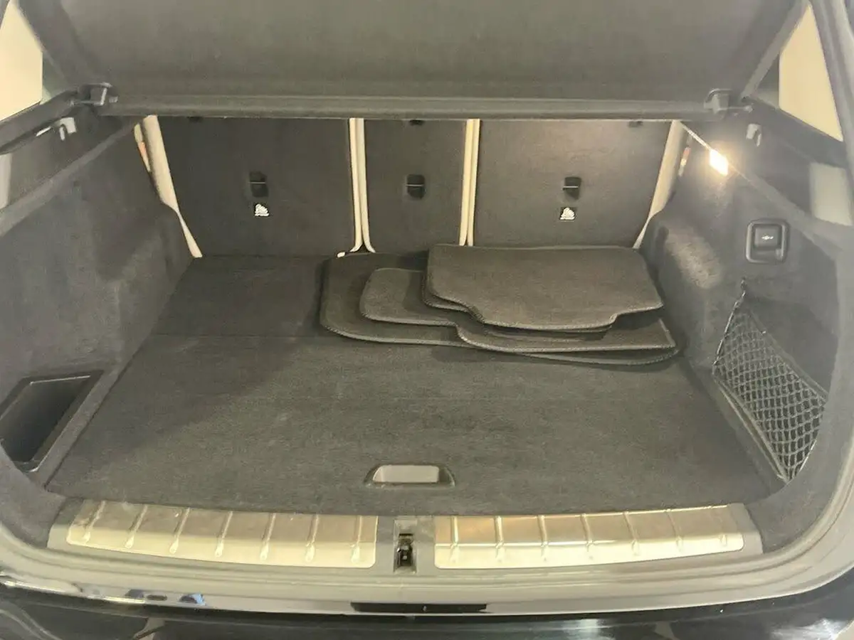 2019-bmw-x1-20-sdrive-20i-xline-sdrive20i-big-10