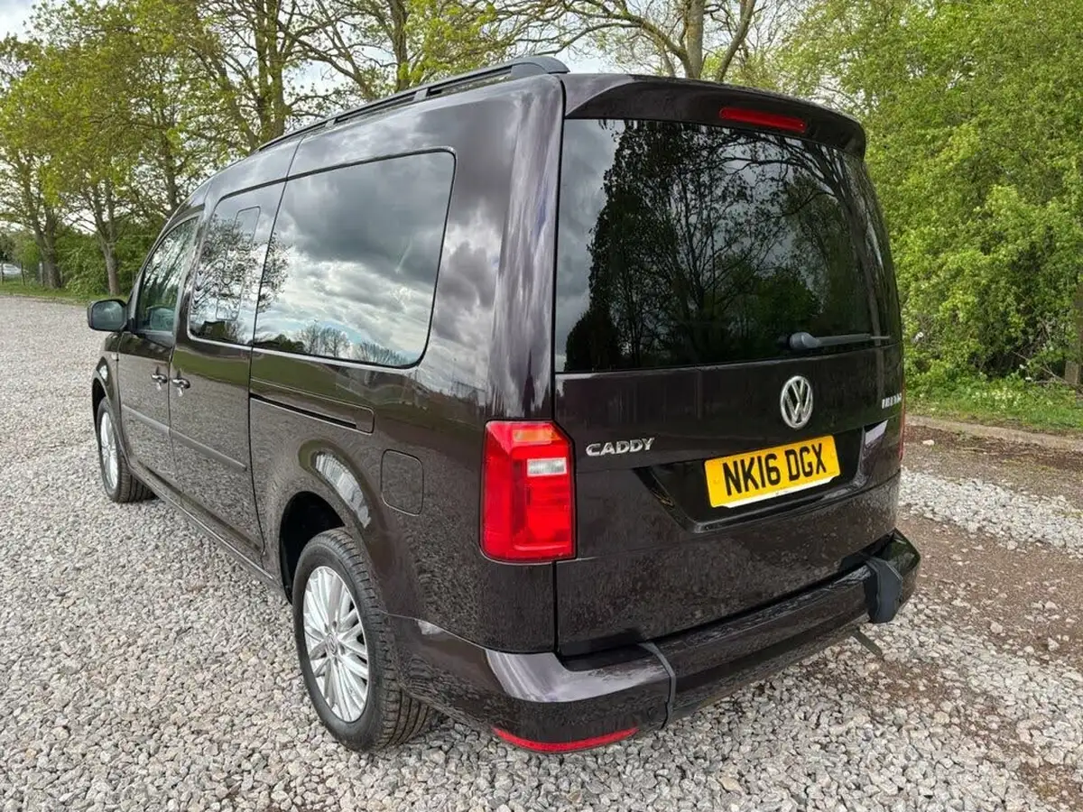 2016-volkswagen-caddy-maxi-life-20tdi-c20-150ps-dsg-big-6