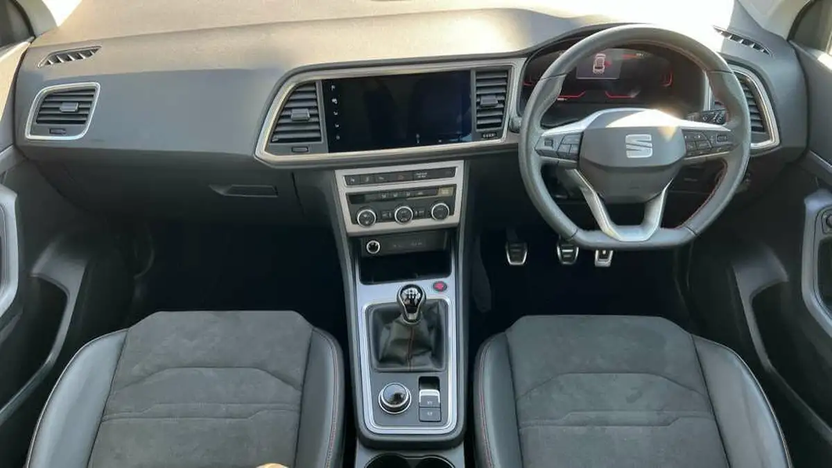 2024-seat-ateca-15-ecotsi-fr-big-11