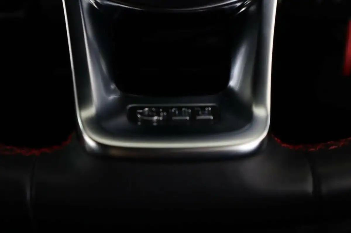 2020-volkswagen-polo-20-tsi-gti-big-48