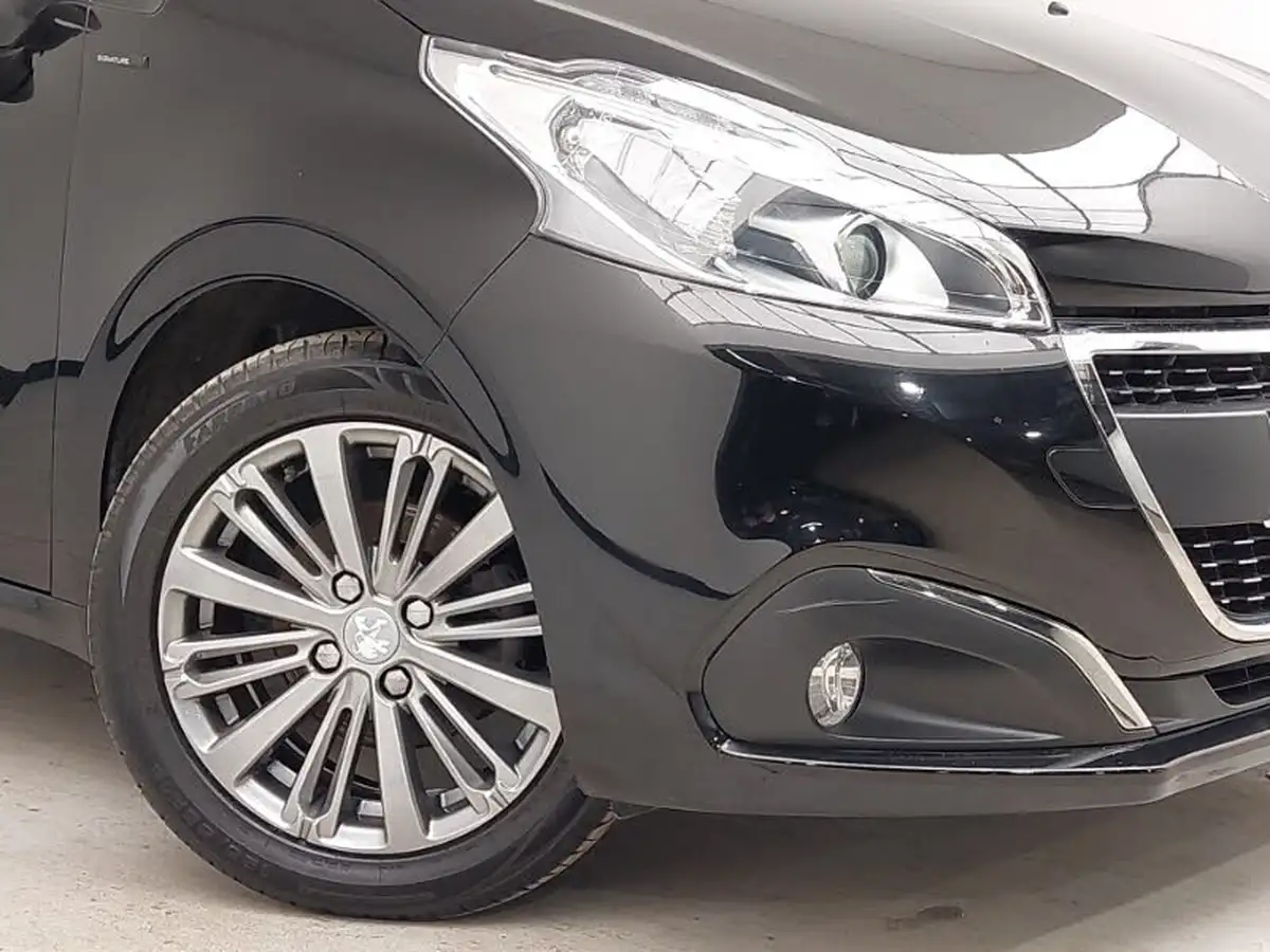 2019-peugeot-208-12-puretech-signature-big-8