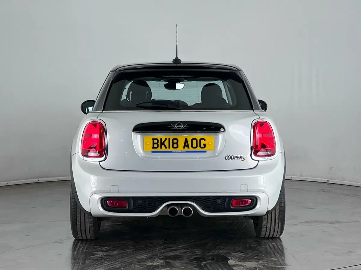 2018-mini-cooper-20-cooper-s-series-ii-chiliss-hatchback-5d-sport-auto-big-6