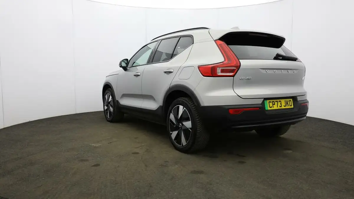 2023-volvo-xc40-e-twin-recharge-plus-big-39