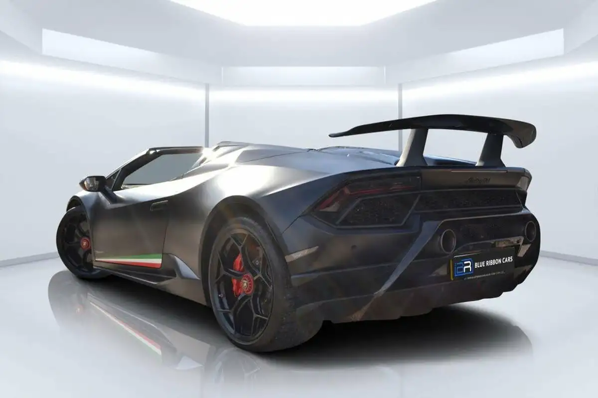2018-lamborghini-huracan-52-performante-spyder-big-8