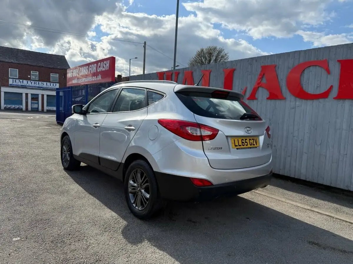2015-hyundai-ix35-17crdi-se-big-44