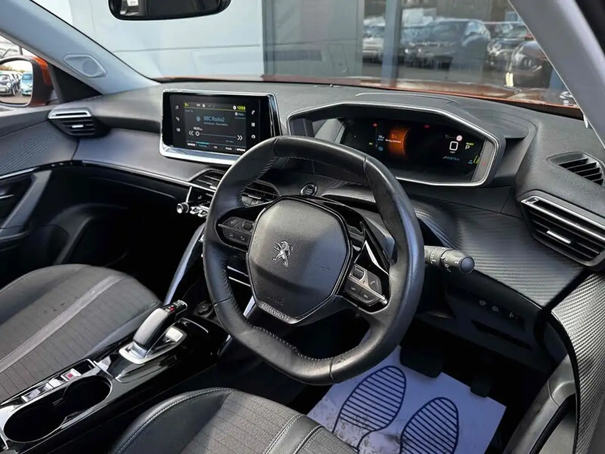 2021-peugeot-208-e-allure-premium-50kwh-big-20