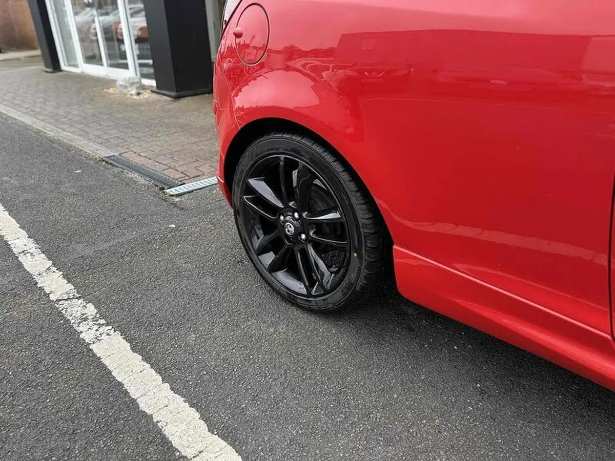 2013-vauxhall-corsa-12-3d-big-8