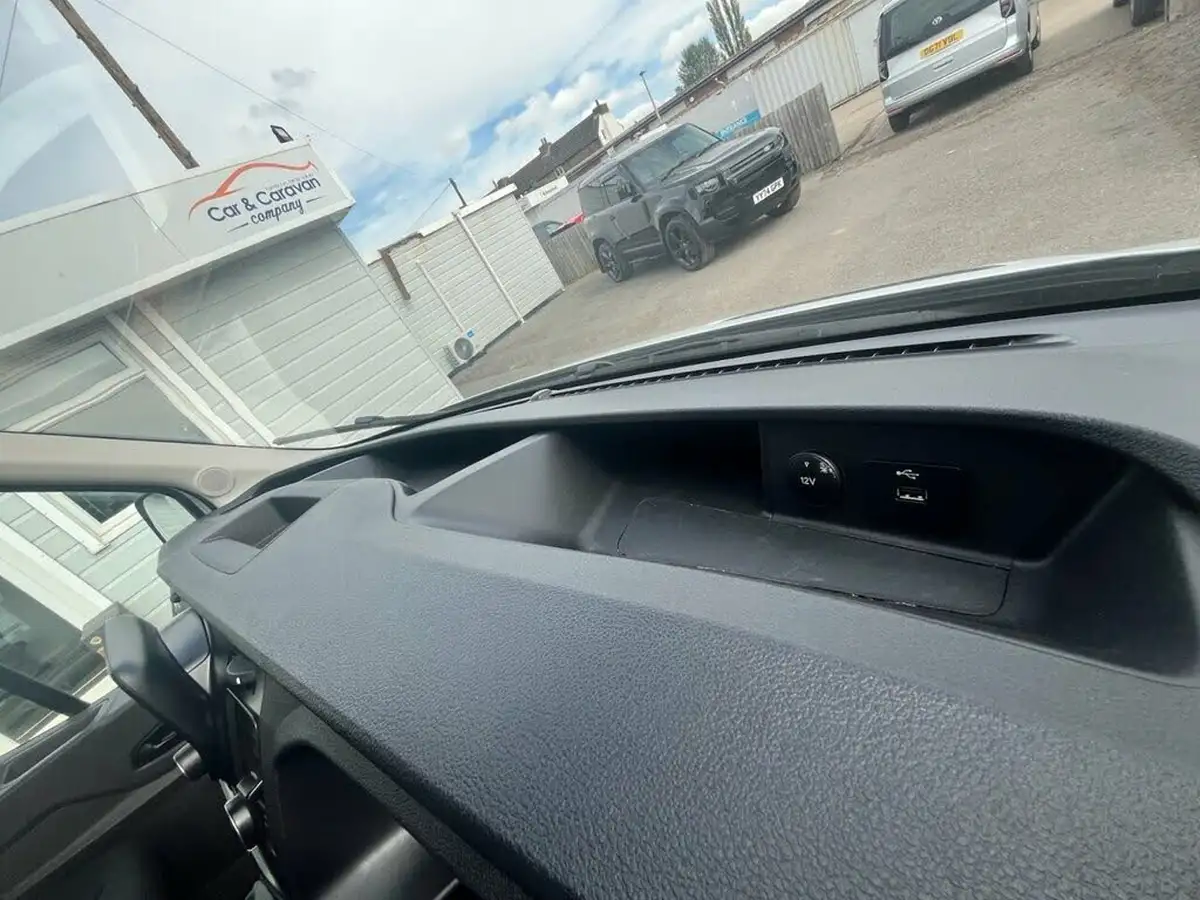 2020-ford-transit-20tdci-350-l2h1-leader-130pseu6dt-fwd-cab-big-14
