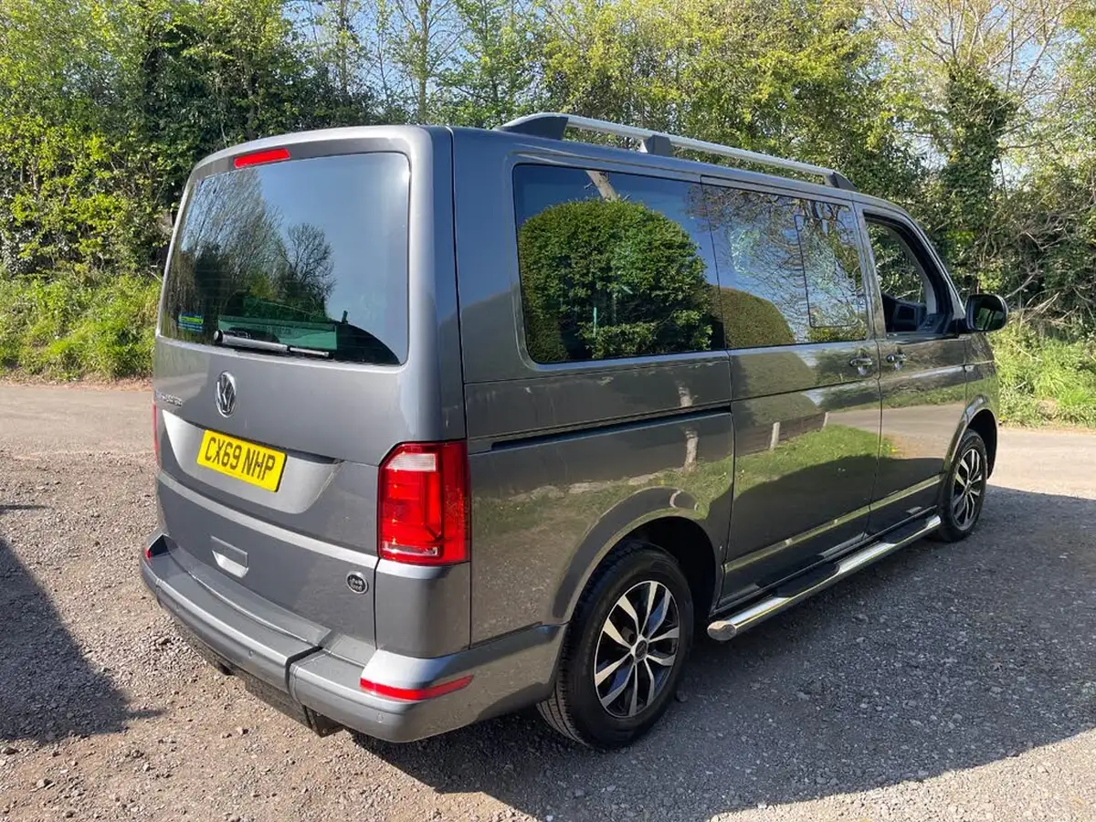 2019-volkswagen-transporter-20tdi-t30-trendline-bmt-lwb-150pseu6dt-e-big-10