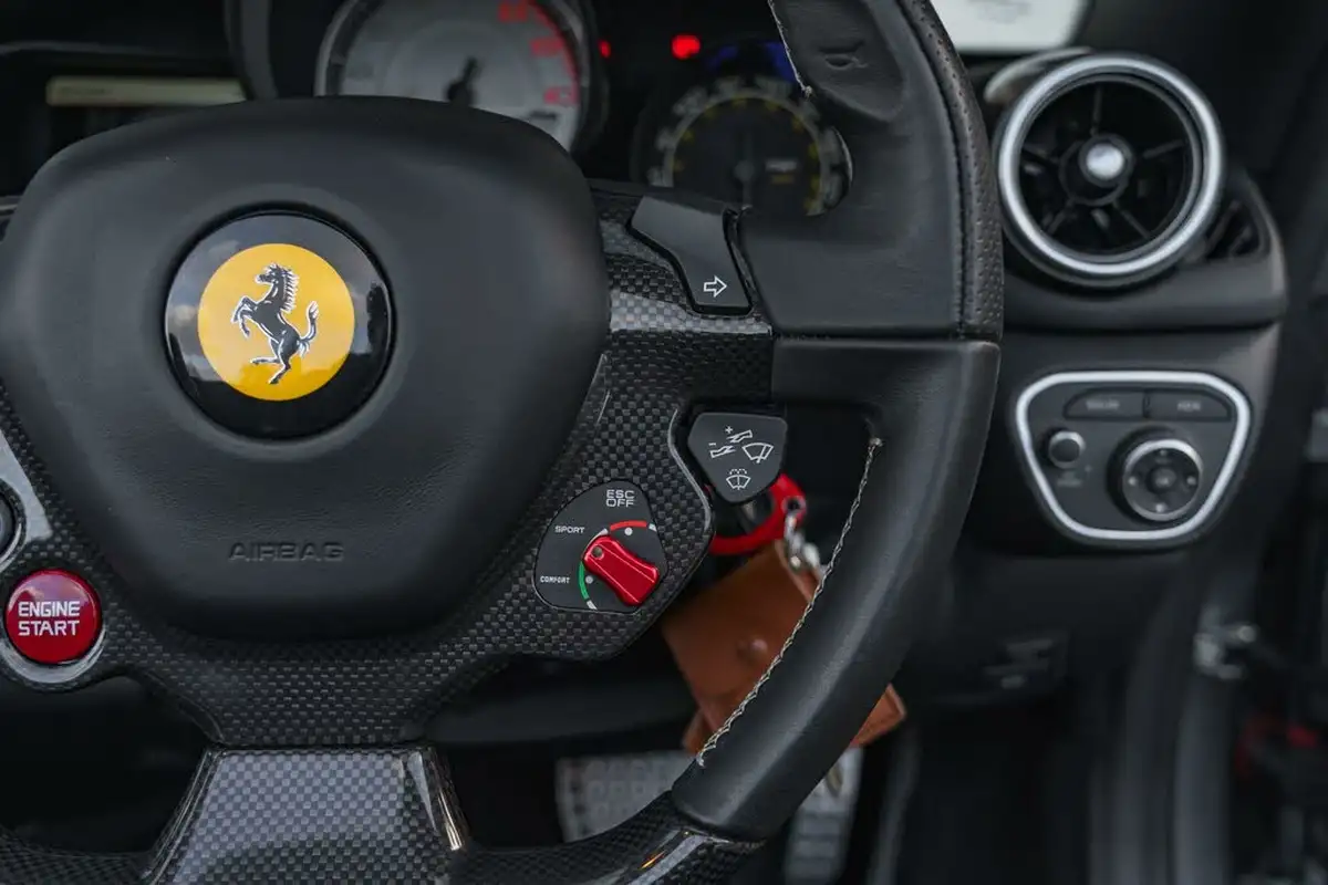 2016-ferrari-california-39-t-big-51