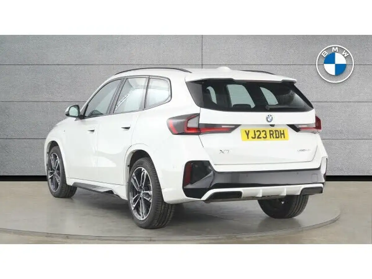 2023-bmw-x1-20-xdrive23i-m-sport-big-1