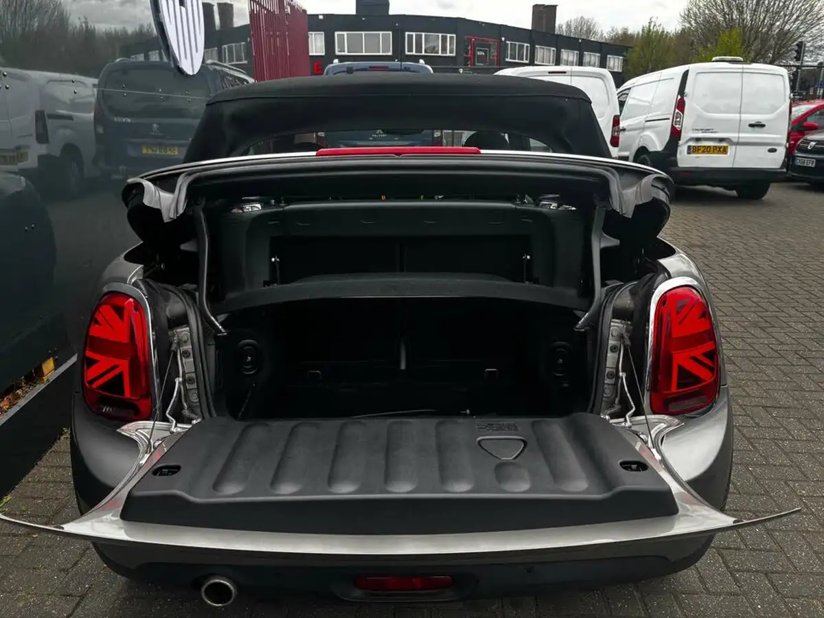 2018-mini-cooper-15-cooper-classic-ss-convertible-2d-big-12