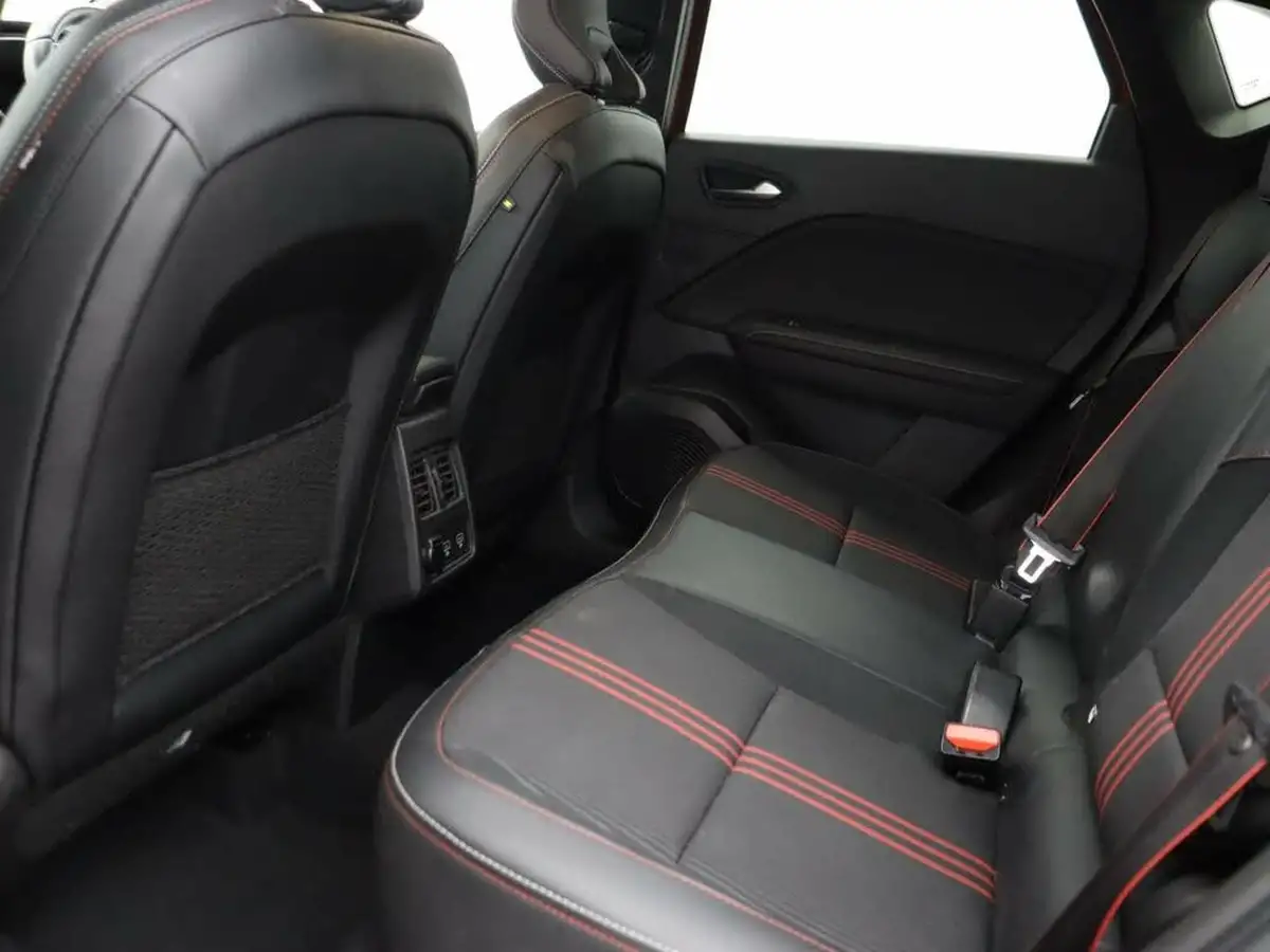 2022-renault-captur-13-tce-rs-line-edc-auto-big-8