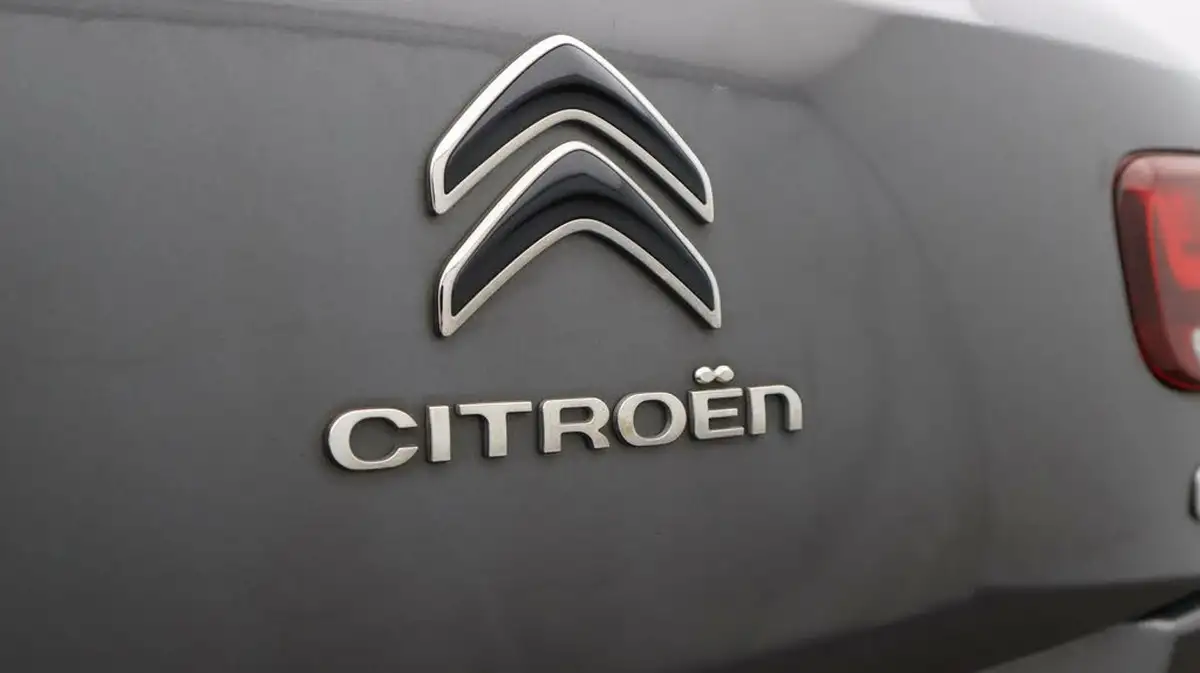 2020-citroen-c4-cactus-12-puretech-flair-130ps-eat6-big-20