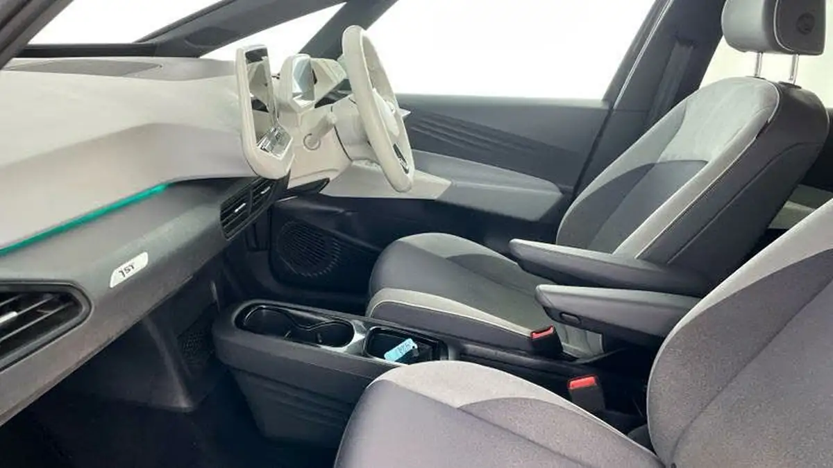 2020-volkswagen-id3-e-first-edition-big-35