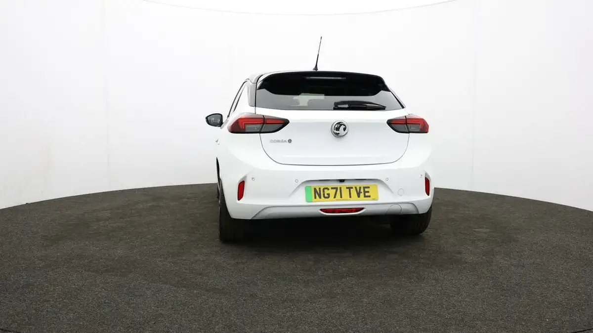 2021-vauxhall-corsa-e-elite-premium-big-34