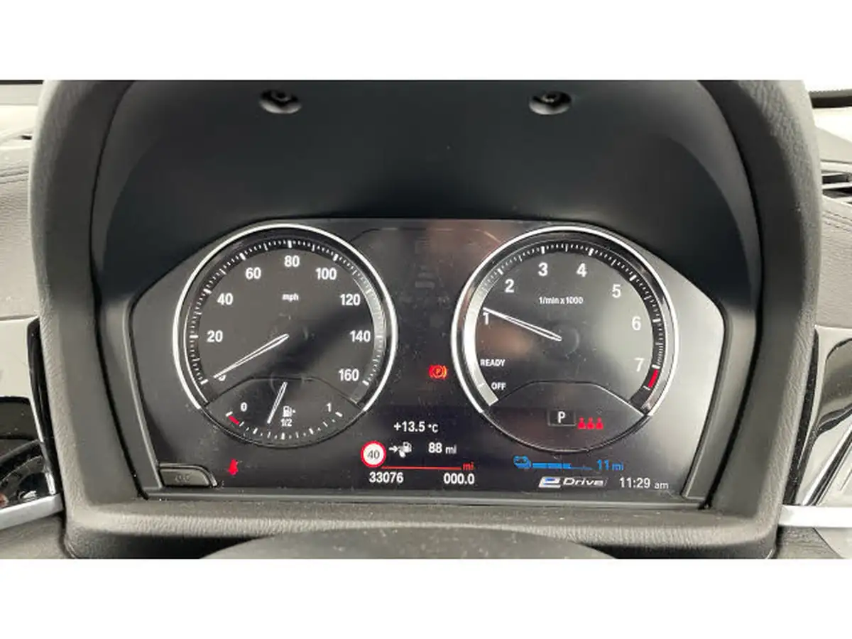 2021-bmw-x1-15-xdrive-25e-phev-sport-big-8