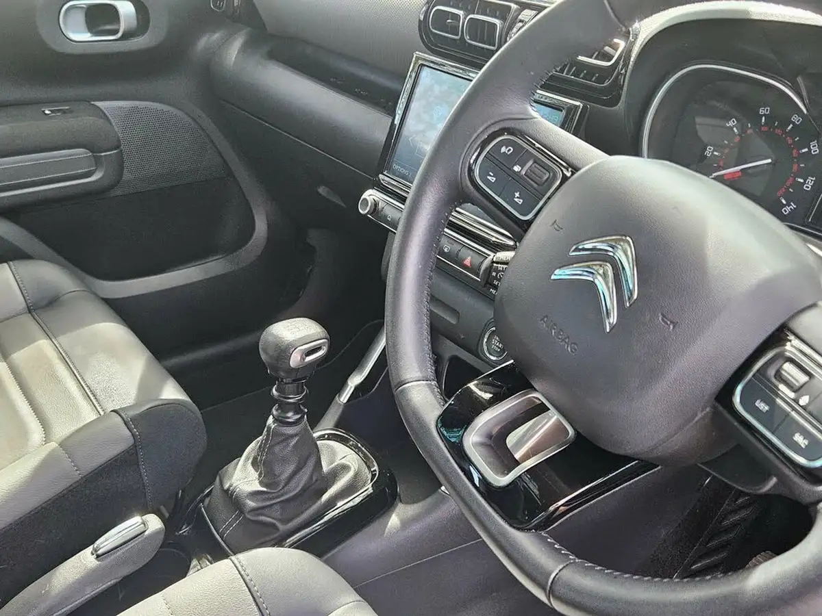 2021-citroen-c3-aircross-12-puretech-shine-plus-110ps-big-19