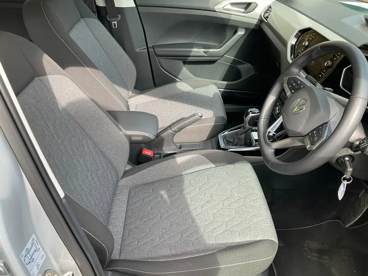 2024-volkswagen-t-cross-10-tsi-move-110ps-dsg-big-9