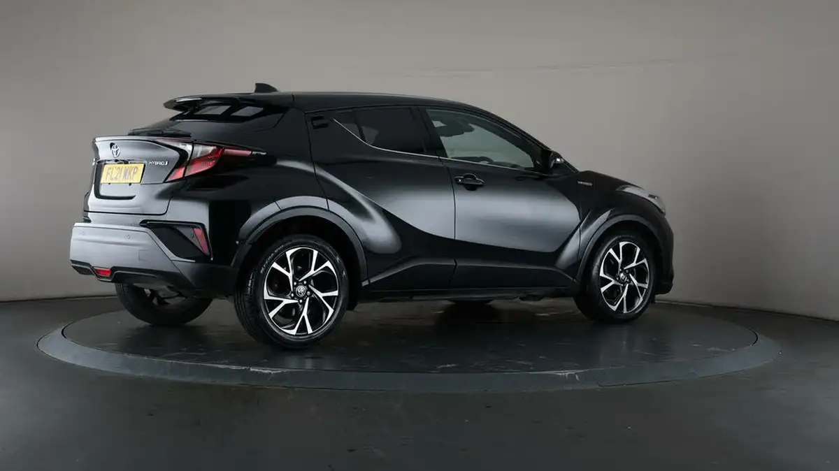 2021-toyota-c-hr-18-vvt-i-design-big-57