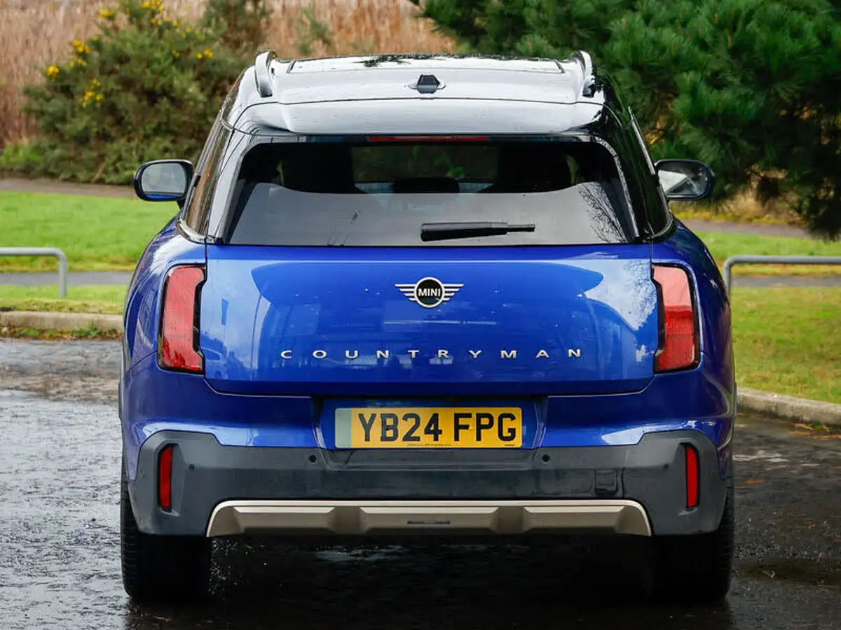 2024-mini-countryman-e-cooper-e-exclusive-big-14