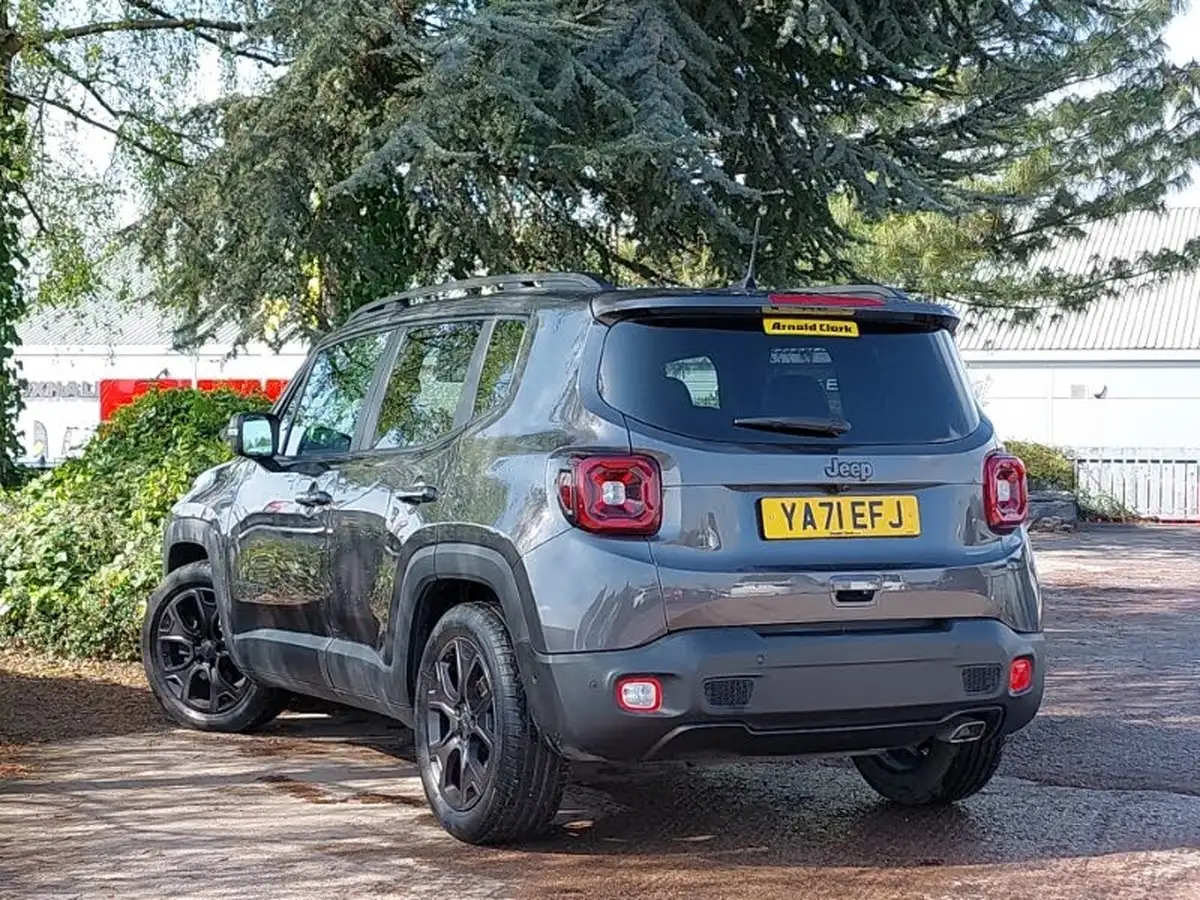 2022-jeep-renegade-13-gse-80th-anniversary-big-1