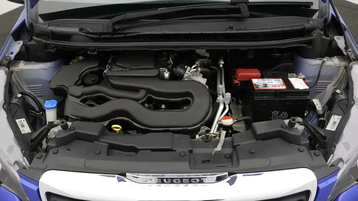2019-peugeot-108-10-allure-hatchback-5d-big-18