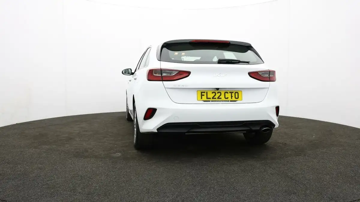 2021-kia-ceed-10-t-gdi-2-hatchback-big-73