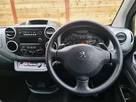 2018-peugeot-partner-small-1