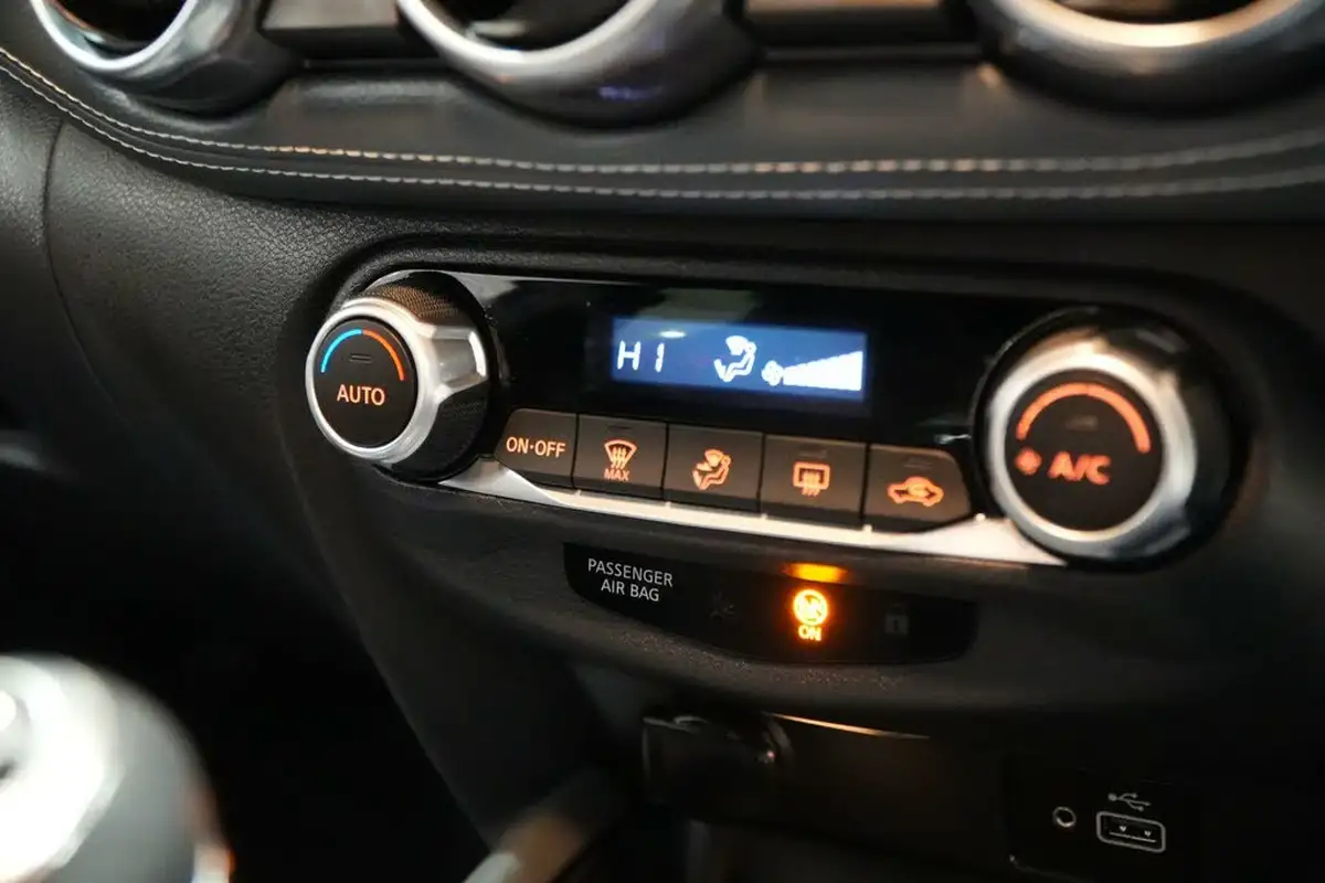 2022-nissan-juke-10-dig-t-n-connecta-big-20