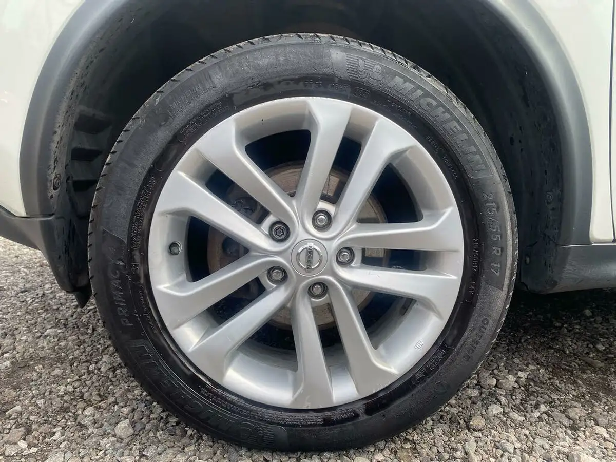 2013-nissan-juke-16-acenta-premium-big-23