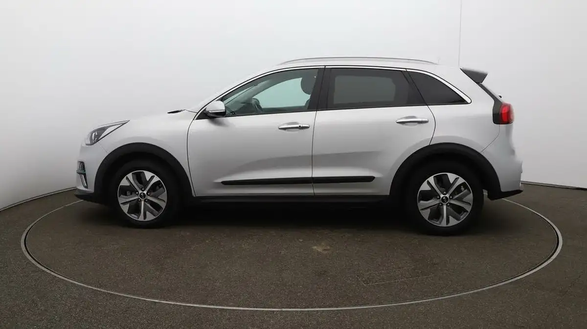 2021-kia-e-niro-ev-3-big-55