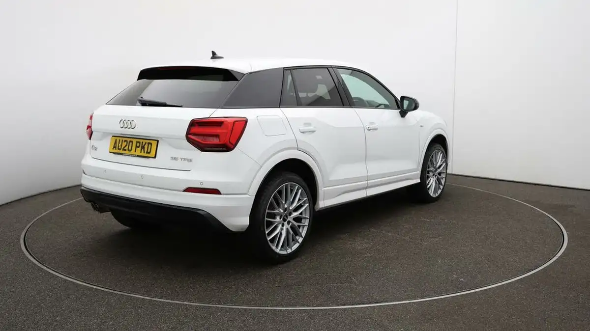 2020-audi-q2-15-35-tfsi-black-edition-1495cc-big-7