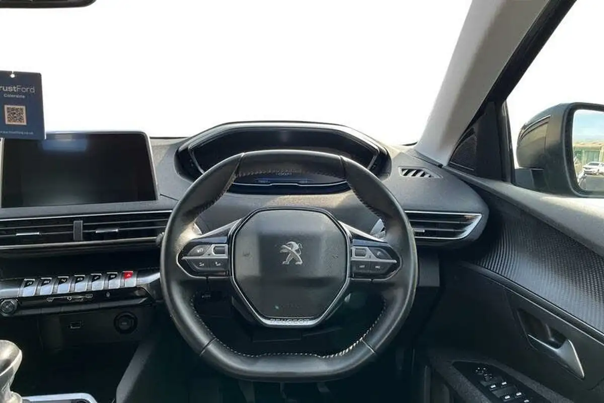 2019-peugeot-5008-suv-15-bluehdi-active-big-10