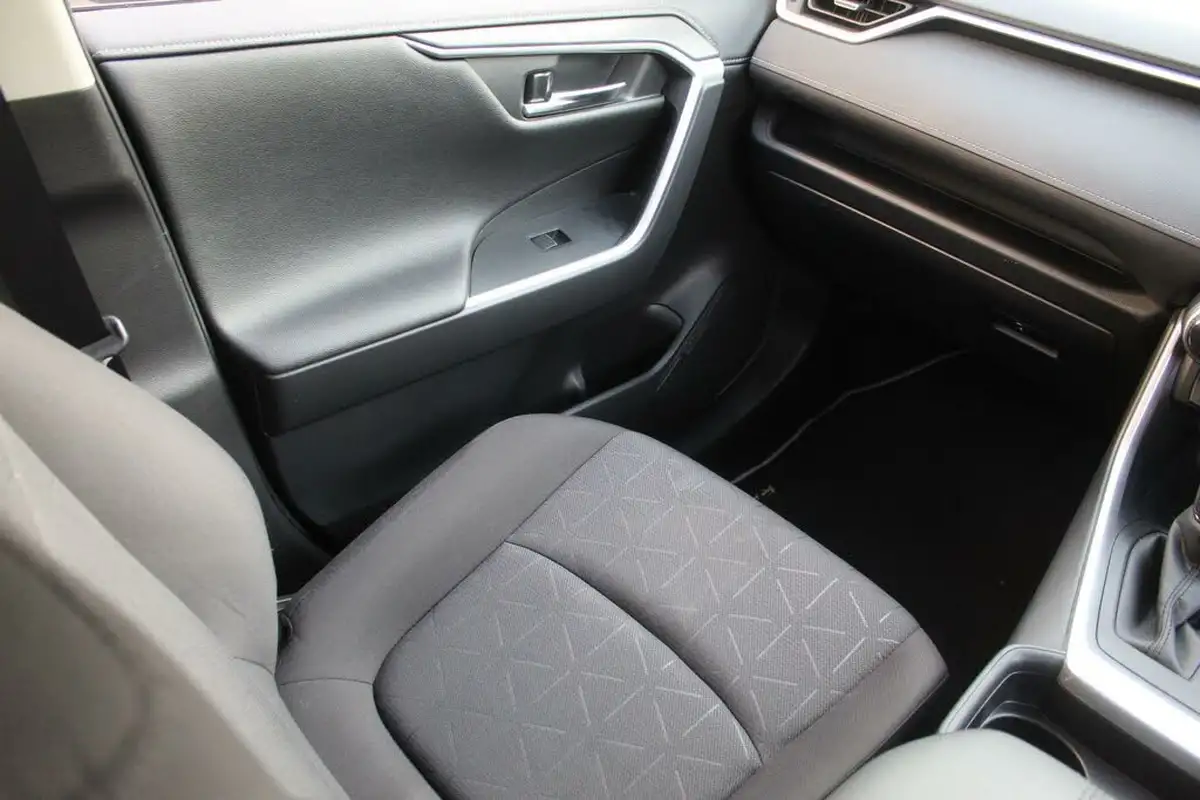2021-toyota-rav4-25-vvt-i-design-219bhp-big-25