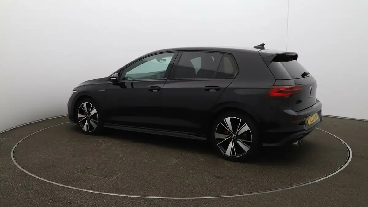 2022-volkswagen-golf-20tdi-gtd-big-27