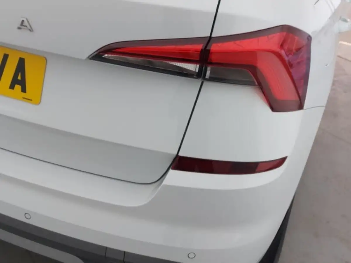 2022-skoda-kamiq-10-tsi-se-109ps-dsg-big-13