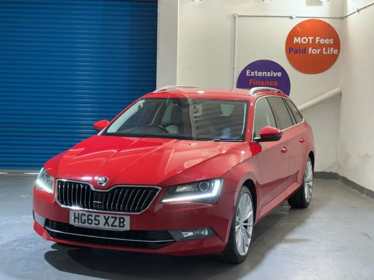2015-skoda-superb-20tdi-se-l-executive-150ps-estate-dsg-big-2